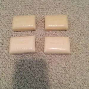 Origins four mini bars of lavender/vanilla New